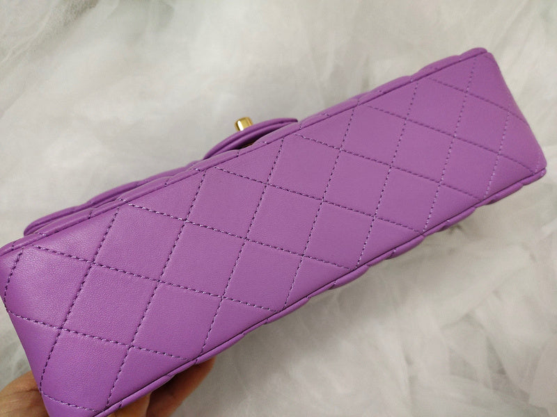 Anum Bags Detail