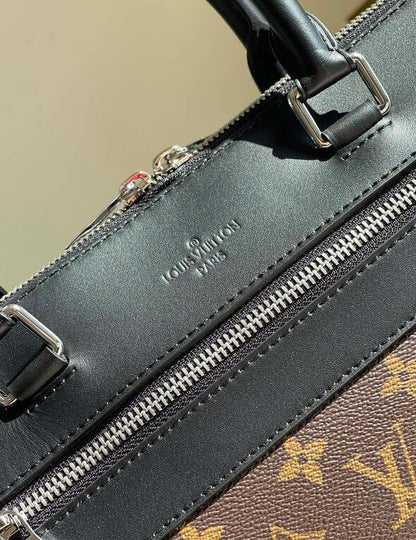 Anum Bags Detail