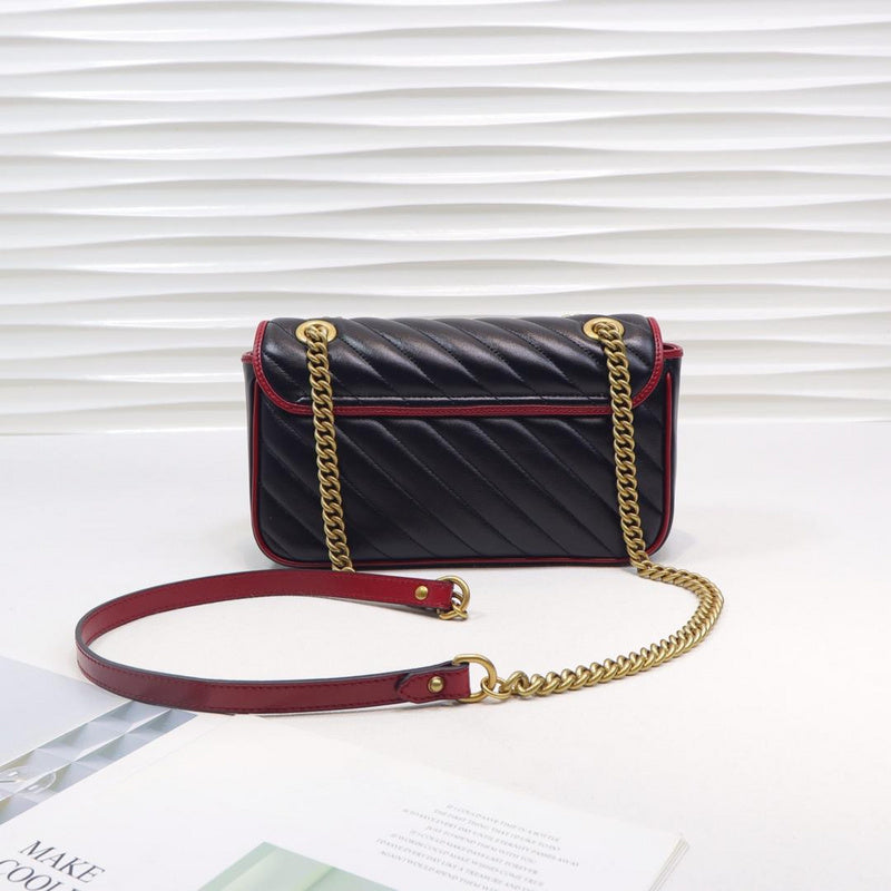 Anum Bags Detail