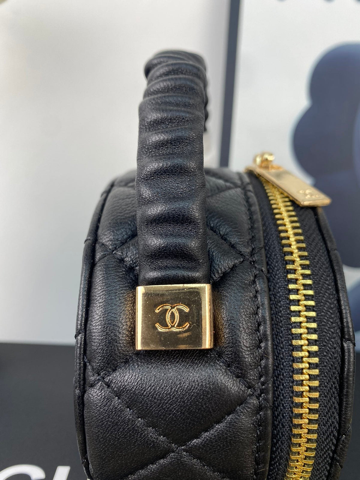 Anum Bags Detail