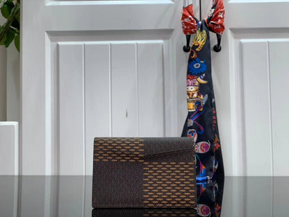 Anum Wallets - DESIGNER WALLETS FOR WOMEN - AFFORDABLE LUXURY - 4876