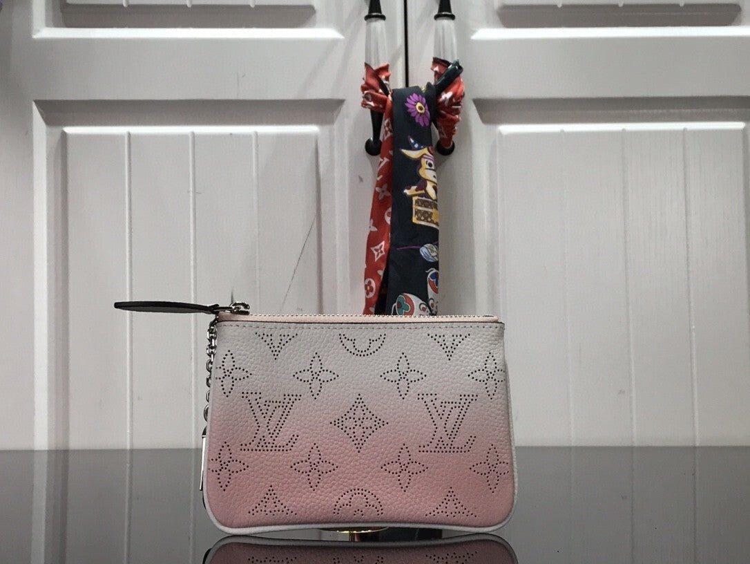Anum Wallets - DESIGNER WALLETS FOR WOMEN - AFFORDABLE LUXURY - 4400