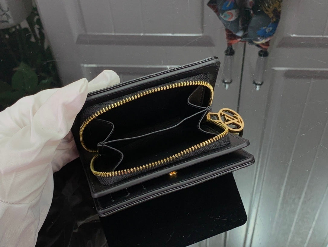 Anum Wallets - DESIGNER WALLETS FOR WOMEN - AFFORDABLE LUXURY - 4556