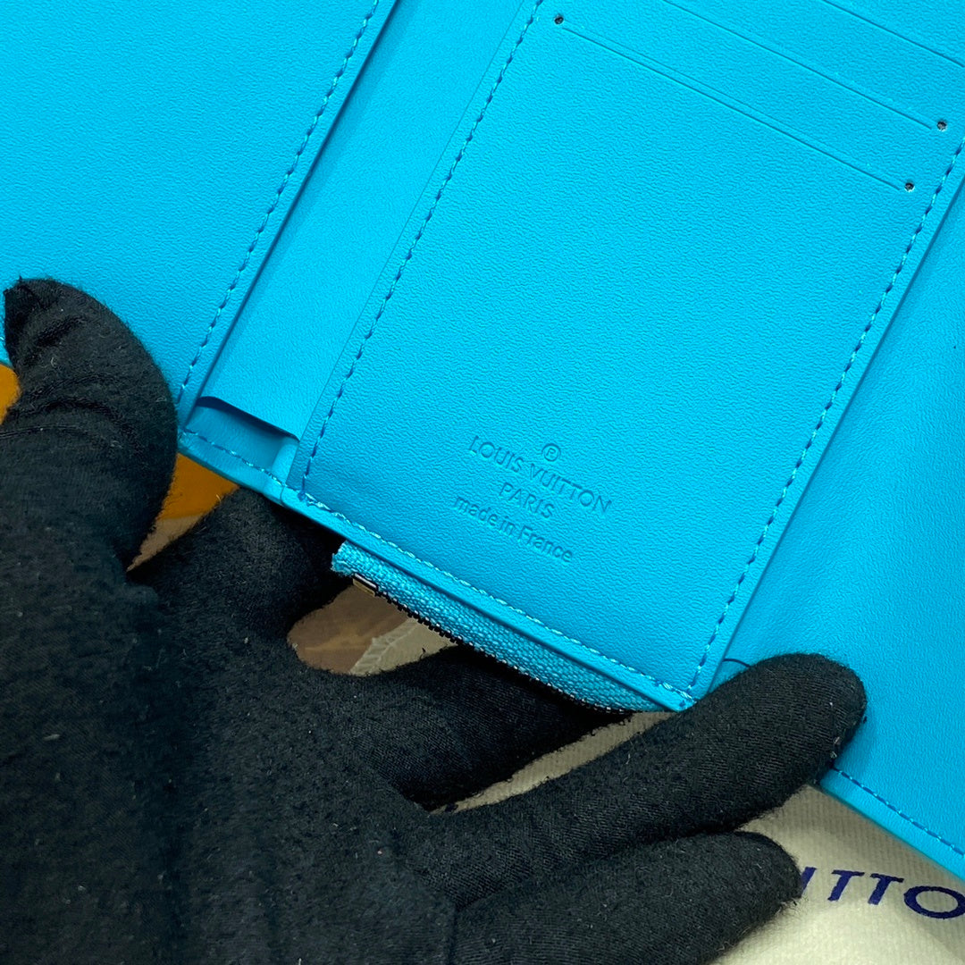 Anum Wallets - High-Quality Designer Products for You - AFFORDABLE LUXURY - 4923