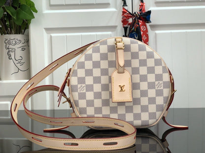 new-luxury-designer-bags-nm22067