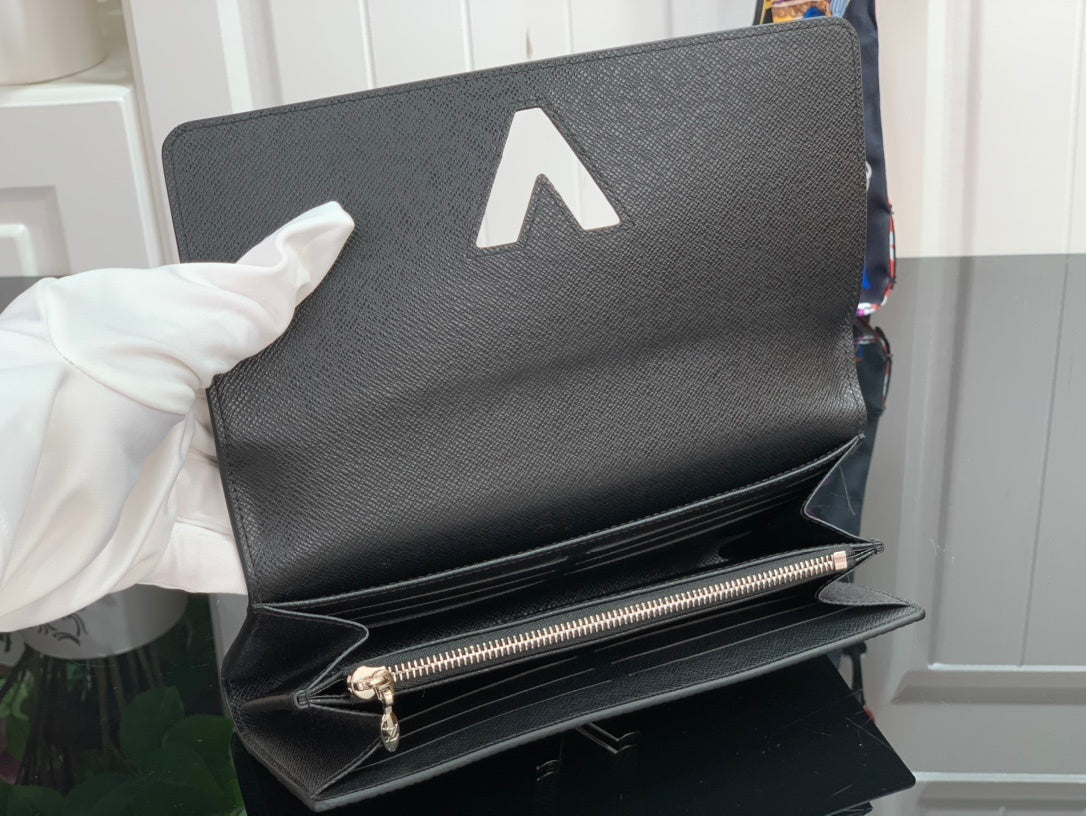 Anum Wallets - DESIGNER WALLETS FOR WOMEN - AFFORDABLE LUXURY - 4980
