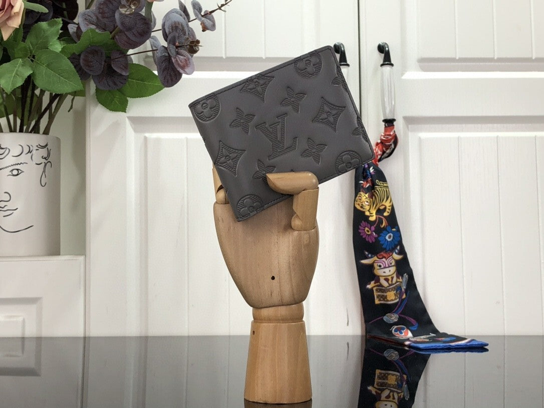 Anum Wallets - Best High-End Brands in One Place - AFFORDABLE LUXURY - 4405
