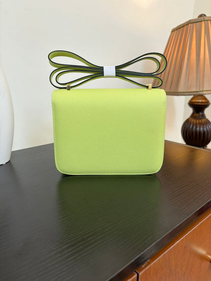 new-luxury-designer-bags-nm22932