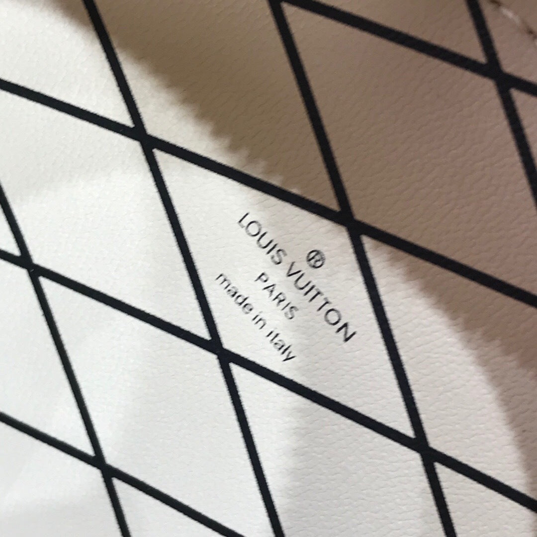 new-luxury-designer-bags-nm22115