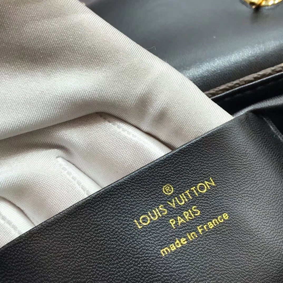 new-luxury-designer-bags-nm21962