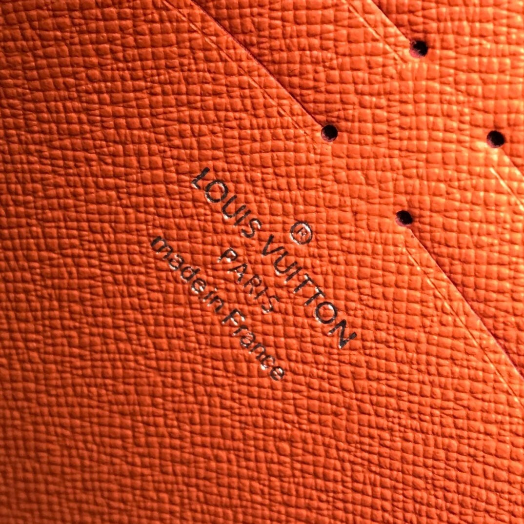 new-luxury-designer-bags-nm21971