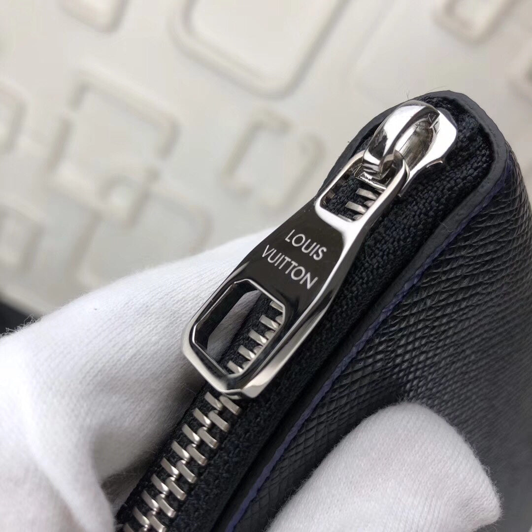Anum Wallets - DESIGNER WALLETS FOR WOMEN - AFFORDABLE LUXURY - 4500