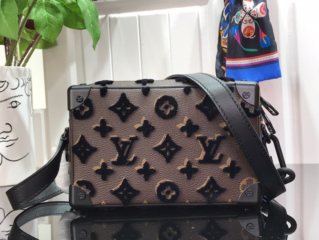 new-designer-premium-bags-nm22090