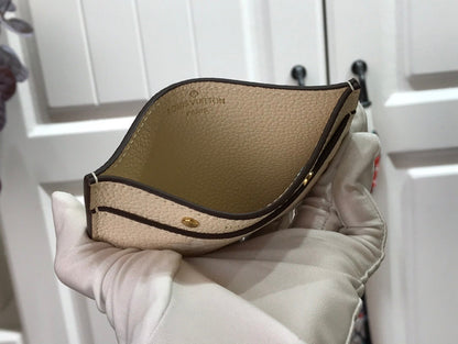 Anum Wallets - DESIGNER WALLETS FOR WOMEN - AFFORDABLE LUXURY - 4972
