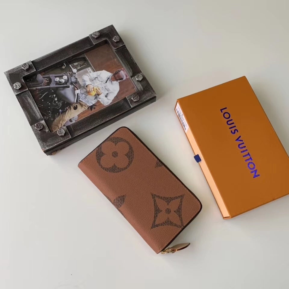 Anum Wallets - Premium Luxury Goods and Accessories - AFFORDABLE LUXURY - 4886