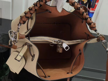new-luxury-designer-bags-nm22045