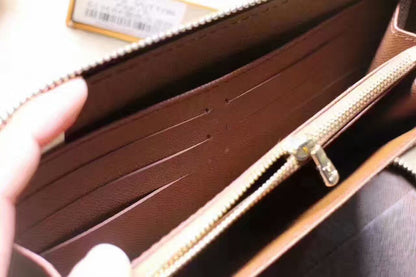 Anum Wallets - High-Quality Designer Products for You - AFFORDABLE LUXURY - 4427