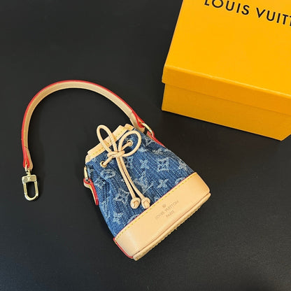 Anum Wallets - DESIGNER WALLETS FOR WOMEN - AFFORDABLE LUXURY - 4656