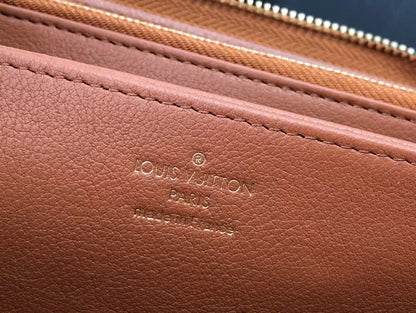 Anum Wallets - DESIGNER WALLETS FOR WOMEN - AFFORDABLE LUXURY - 4392