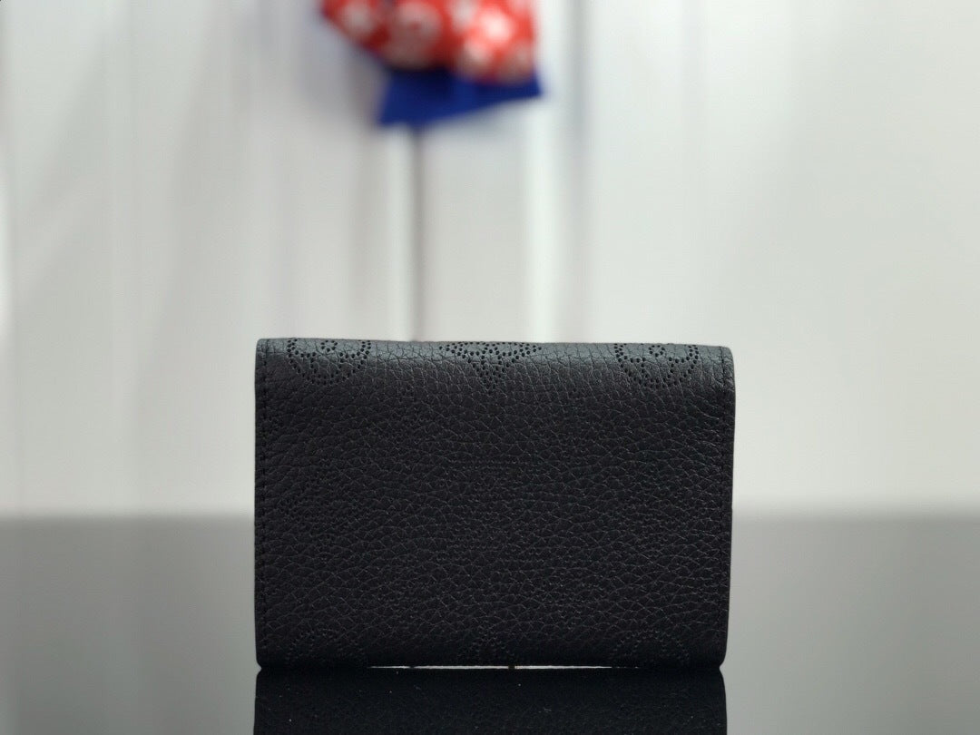 Anum Wallets - Best High-End Brands in One Place - AFFORDABLE LUXURY - 4881