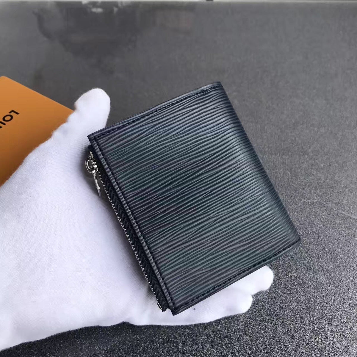 Anum Wallets - Best High-End Brands in One Place - AFFORDABLE LUXURY - 4441
