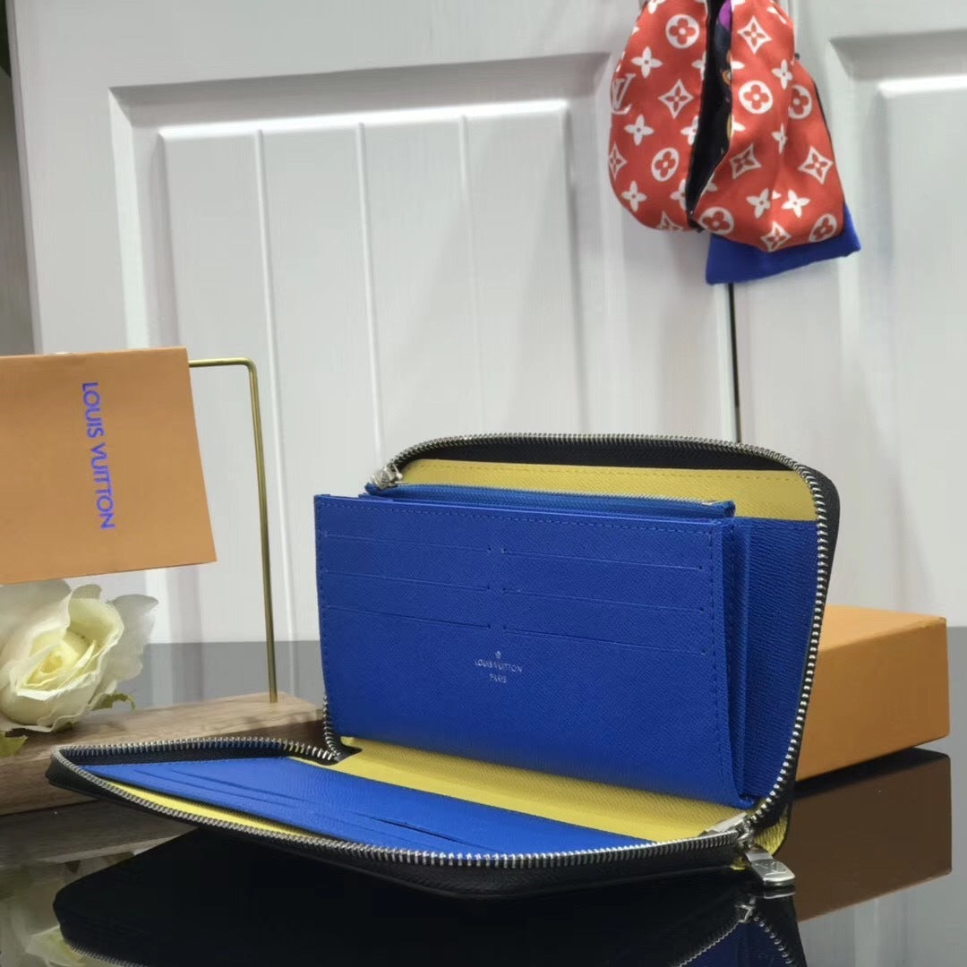 Anum Wallets - High-Quality Designer Products for You - AFFORDABLE LUXURY - 4727