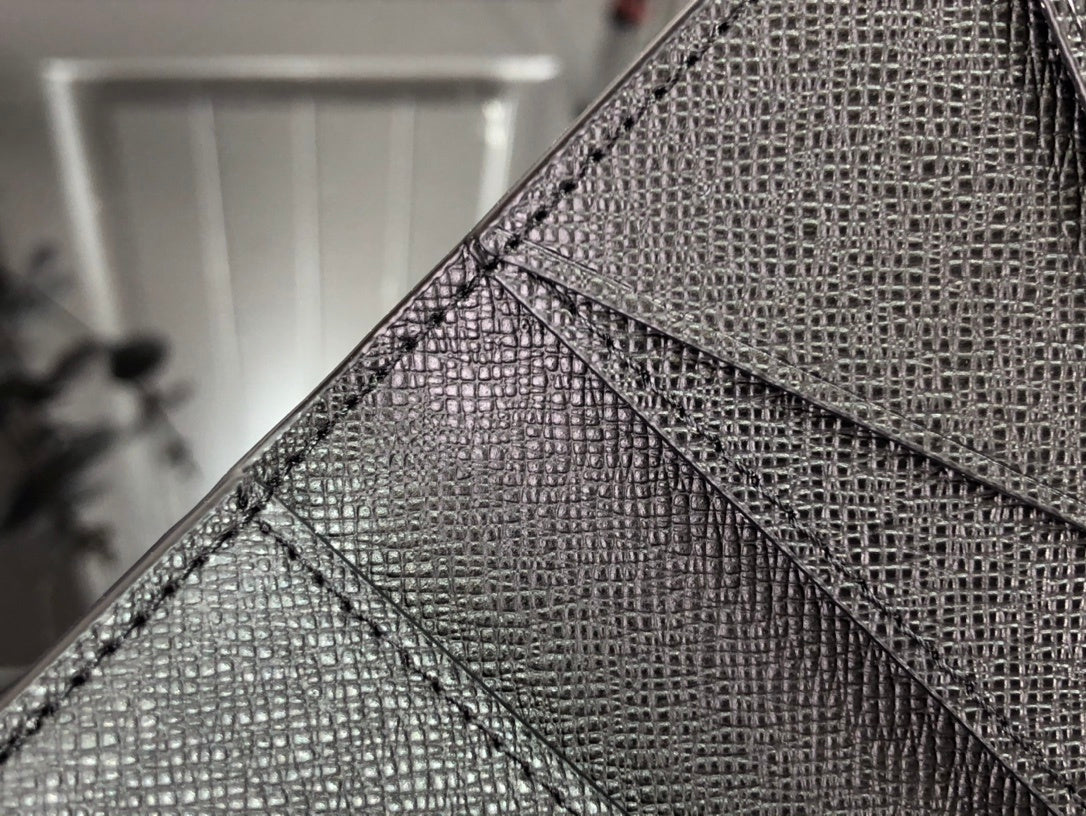 Anum Wallets - Premium Luxury Goods and Accessories - AFFORDABLE LUXURY - 5002