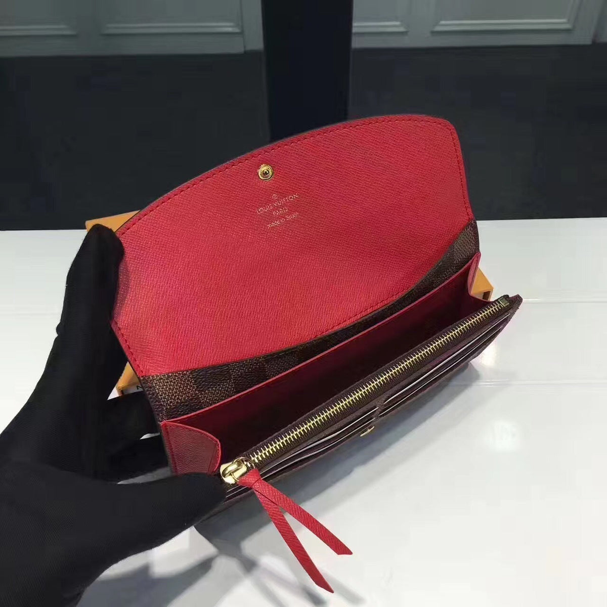 Anum Wallets - Premium Luxury Goods and Accessories - AFFORDABLE LUXURY - 4702