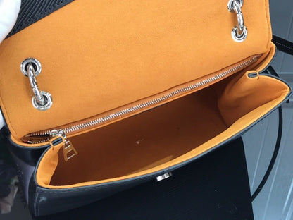 new-luxury-designer-bags-nm22070