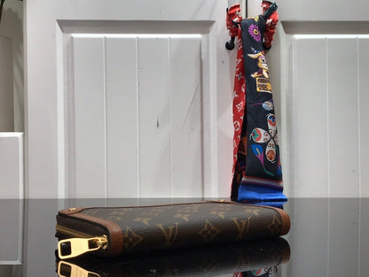 Anum Wallets - DESIGNER WALLETS FOR WOMEN - AFFORDABLE LUXURY - 4992