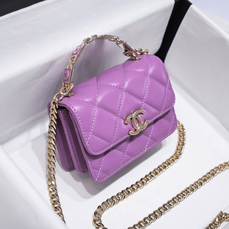 Anum Bags Detail