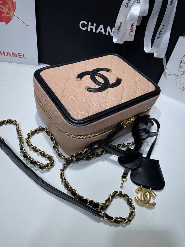 Anum Bags Detail