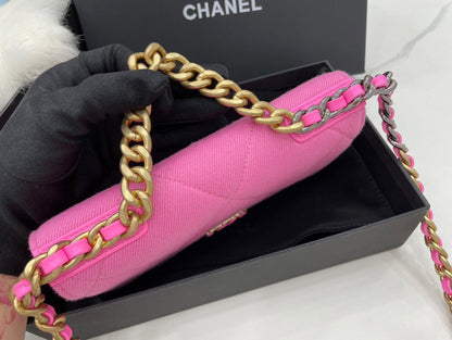 Anum Bags Detail