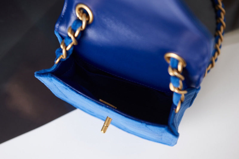 Anum Bags Detail