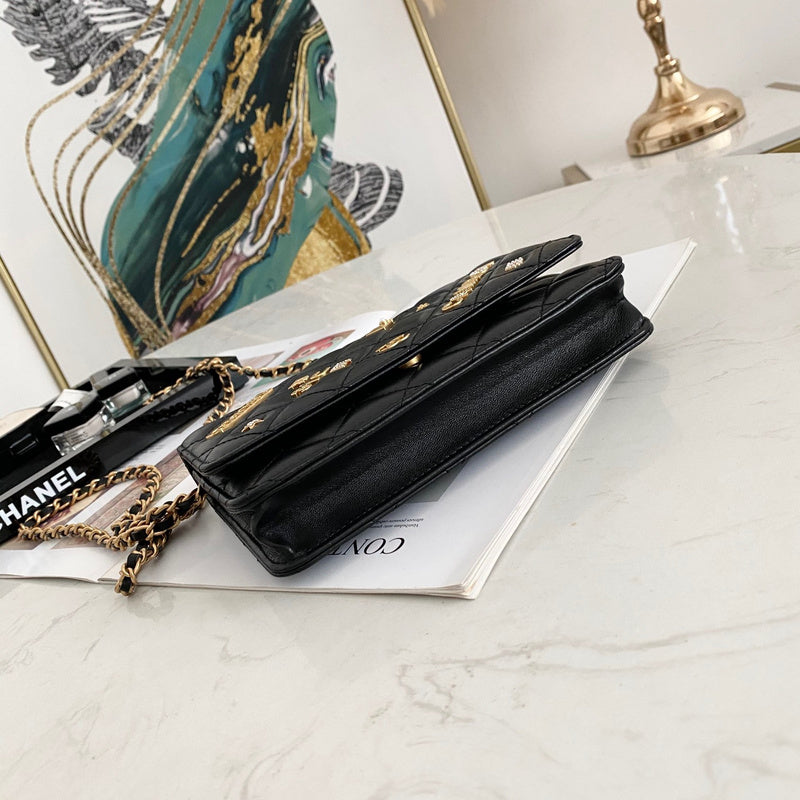 Anum Bags Detail