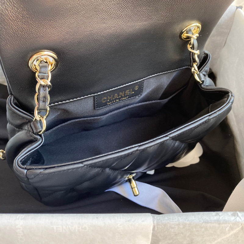 Anum Bags Detail