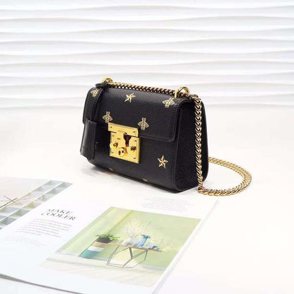 Anum Bags Detail