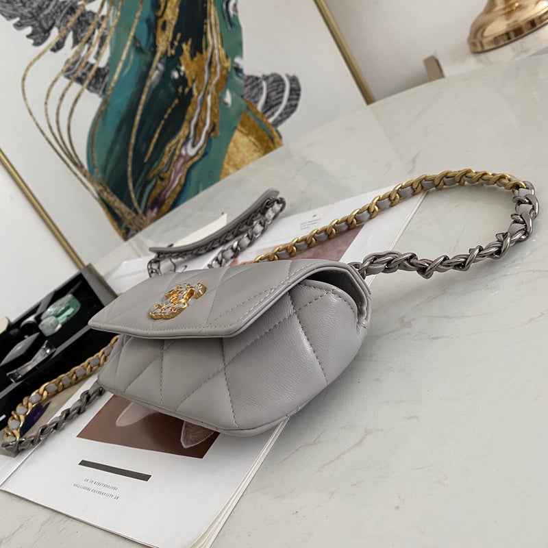Anum Bags Detail