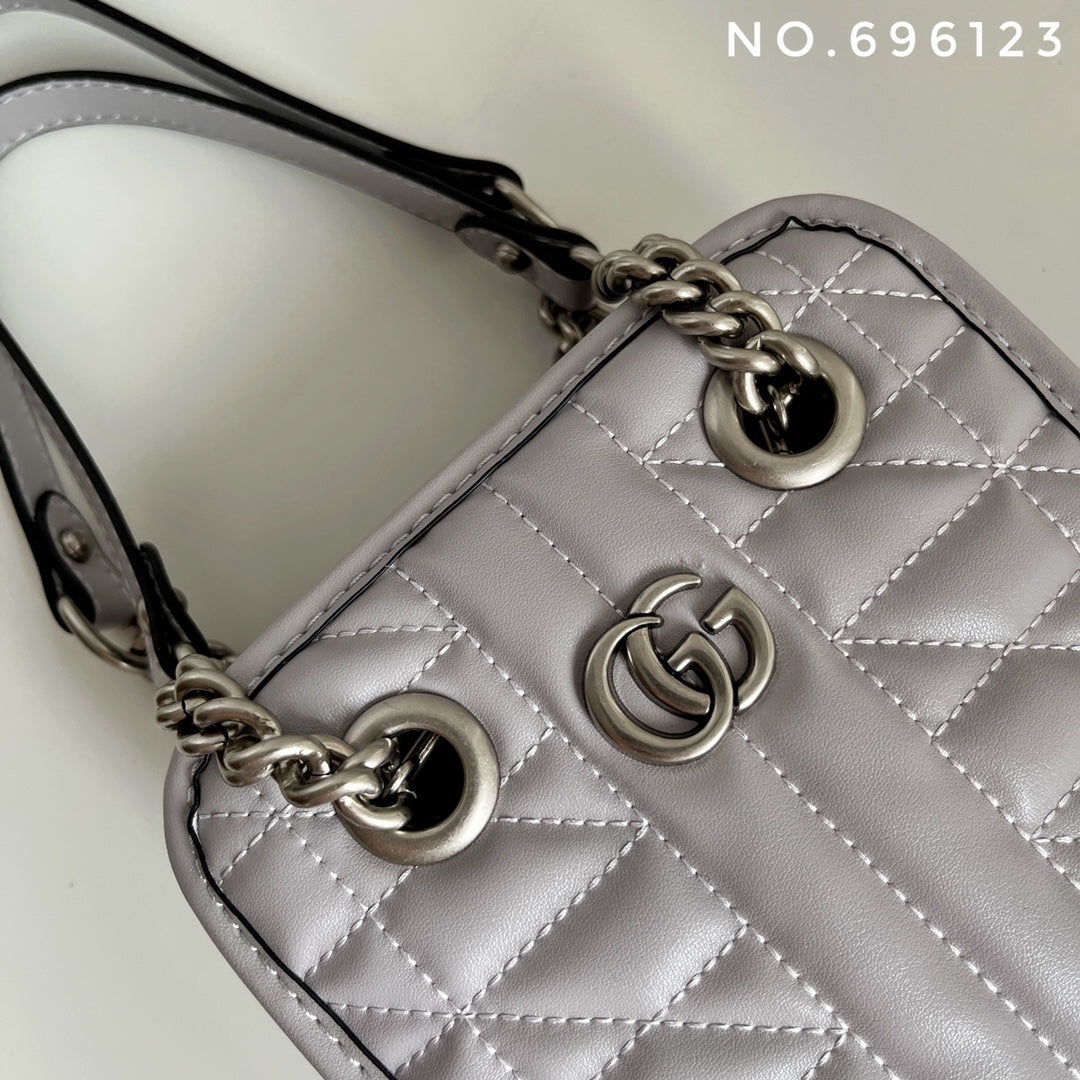 Anum Bags Detail