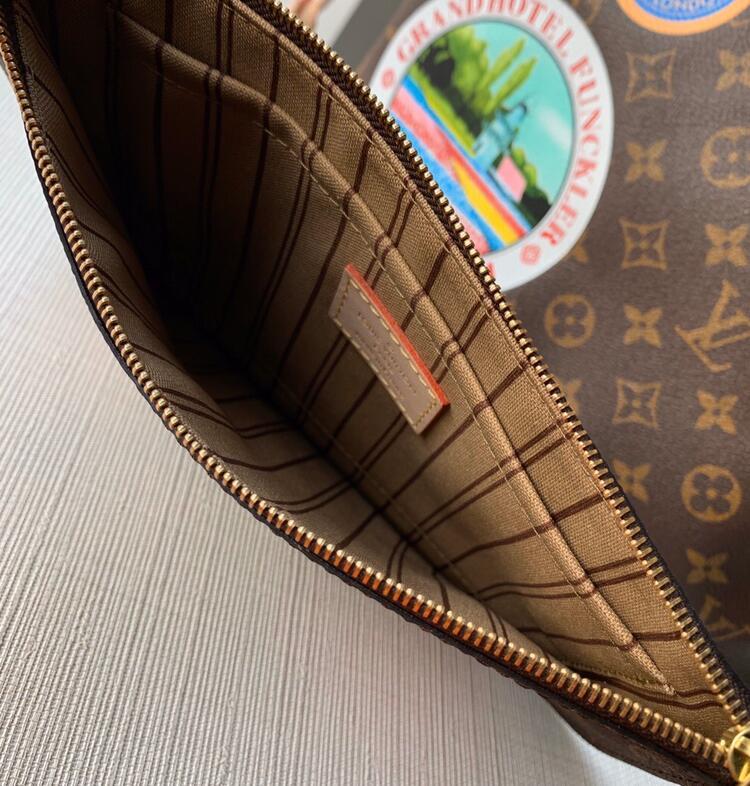 Anum Bags Detail