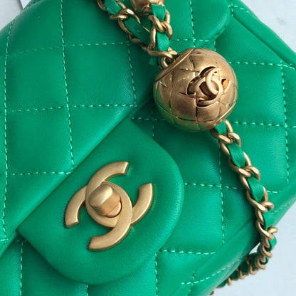 Anum Bags Detail