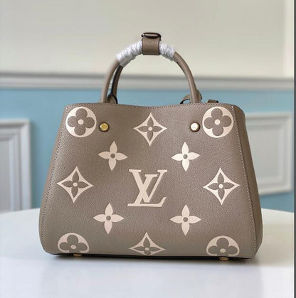 Anum Bags Detail