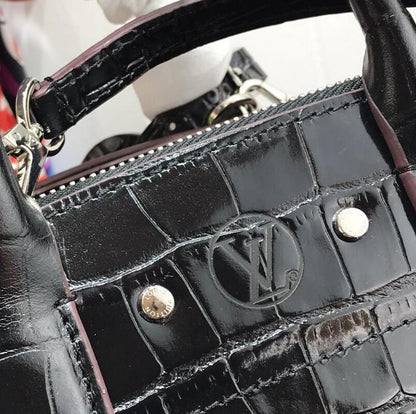 Anum Bags Detail