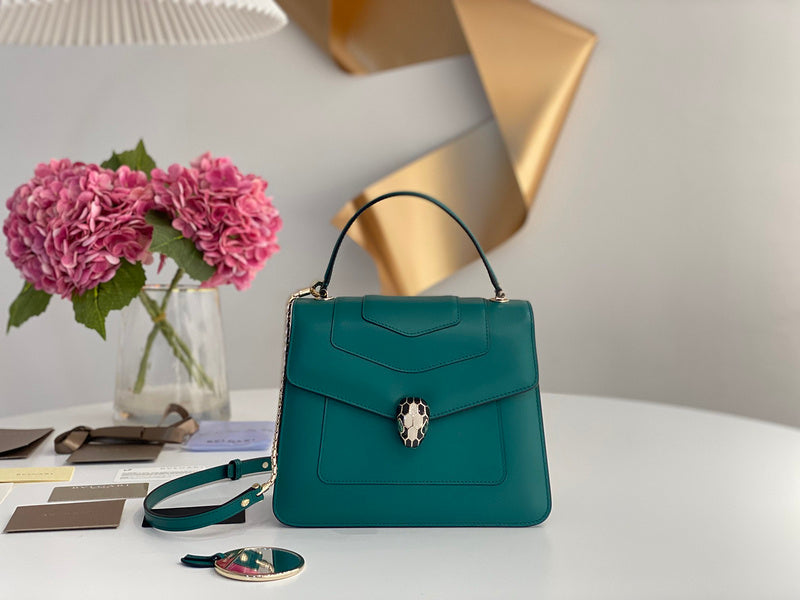 Anum Bags Detail