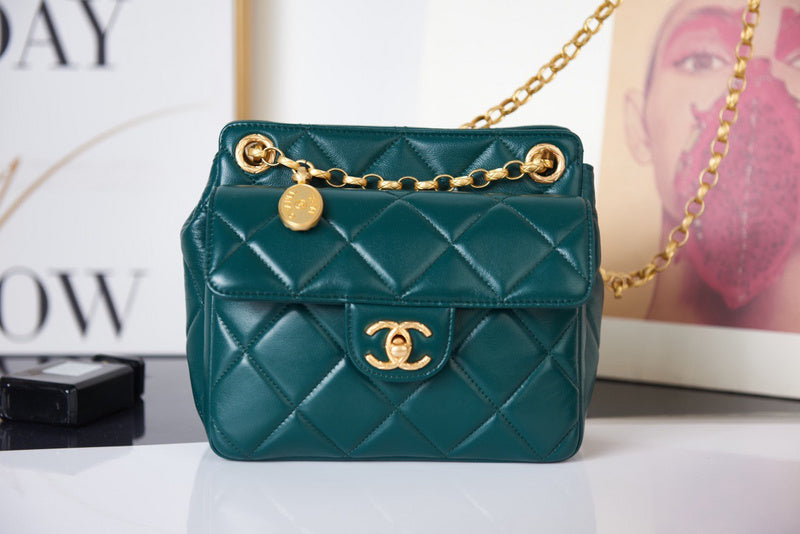 Anum Bags Detail