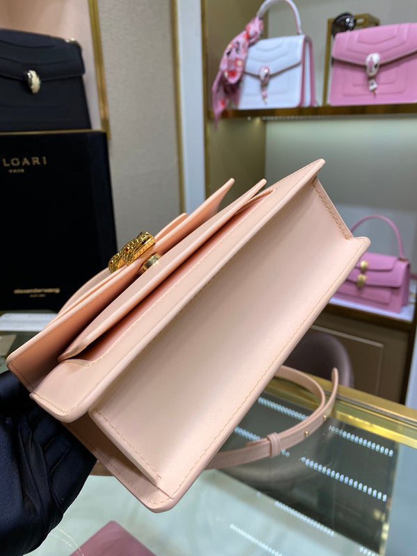 Anum Bags Detail