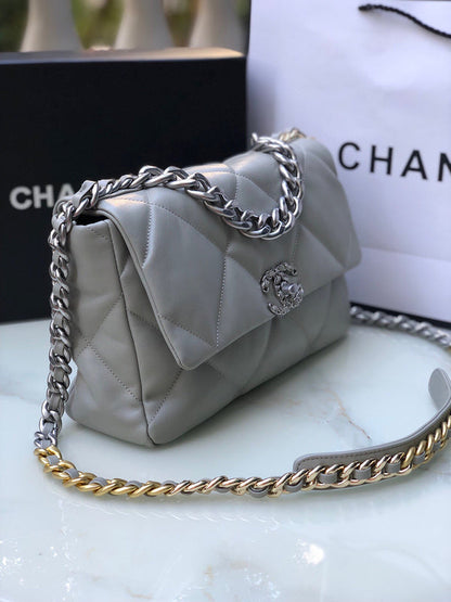 Anum Bags Detail