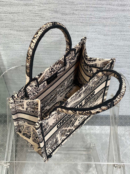 Anum Bags Detail