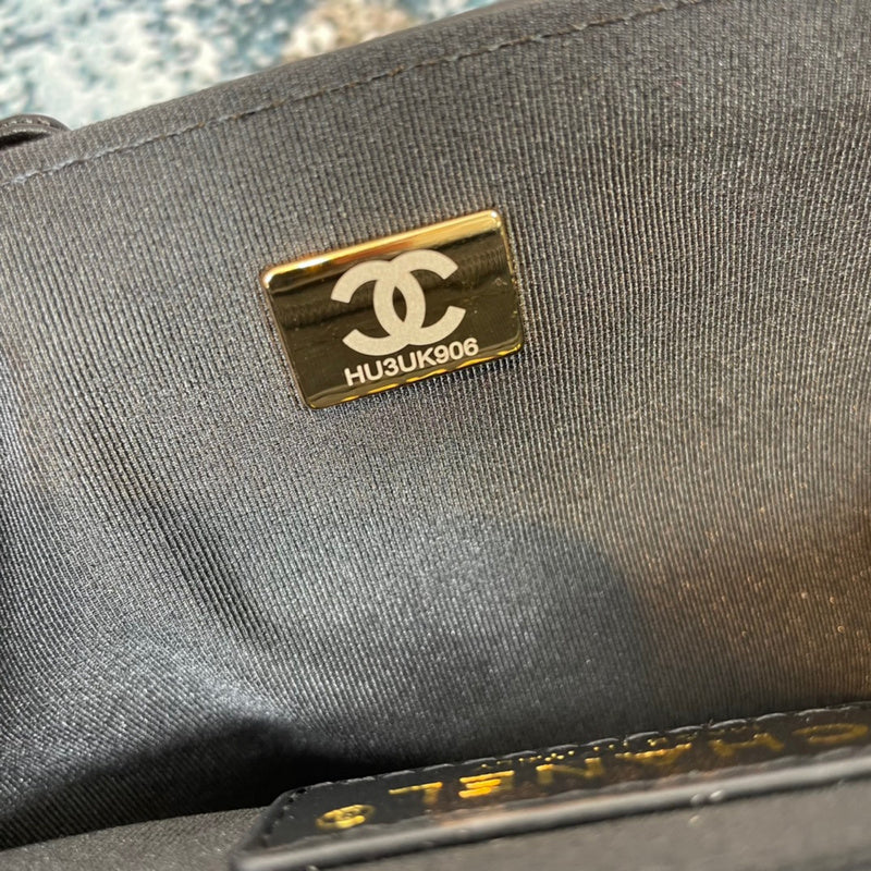 Anum Bags Detail
