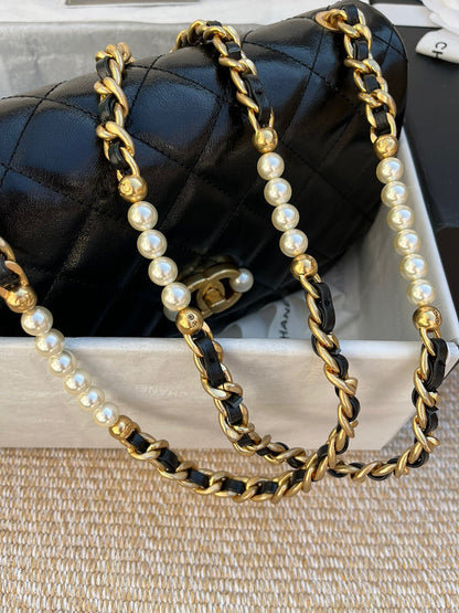 Anum Bags Detail